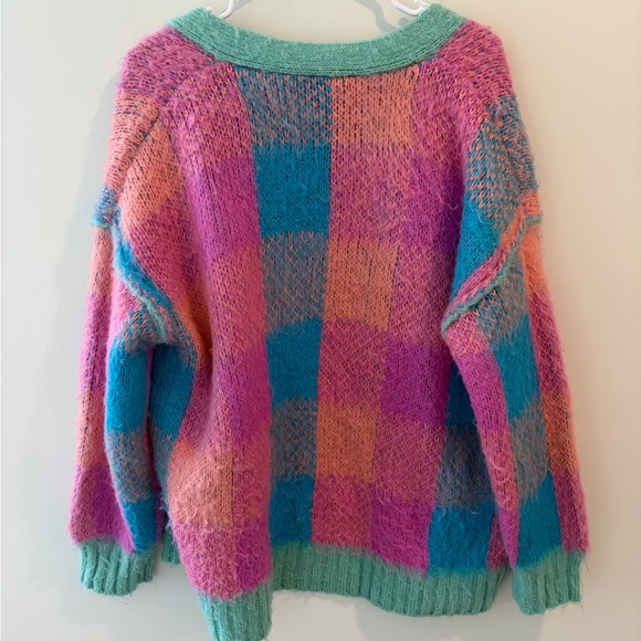 Pink Lily cardigan - Picture 2 of 2